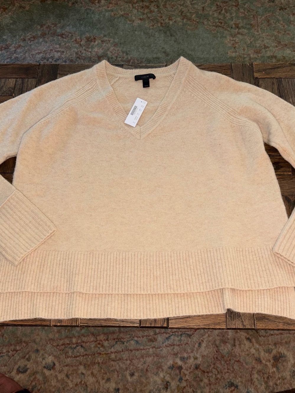 J.Crew wool alpaca V-Neck Sweater in Beige Size Medium NWT